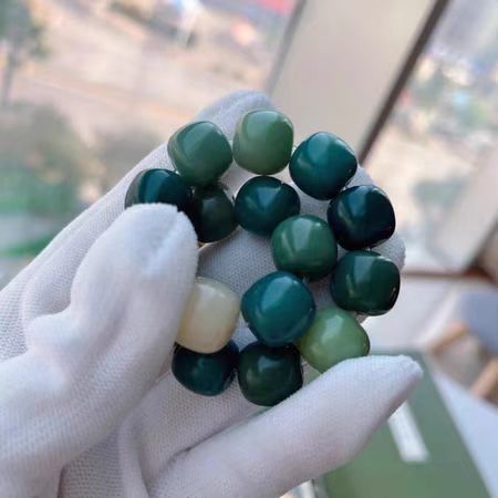 blue and white jade bodhi root hand string (Buy1, get 1 free)