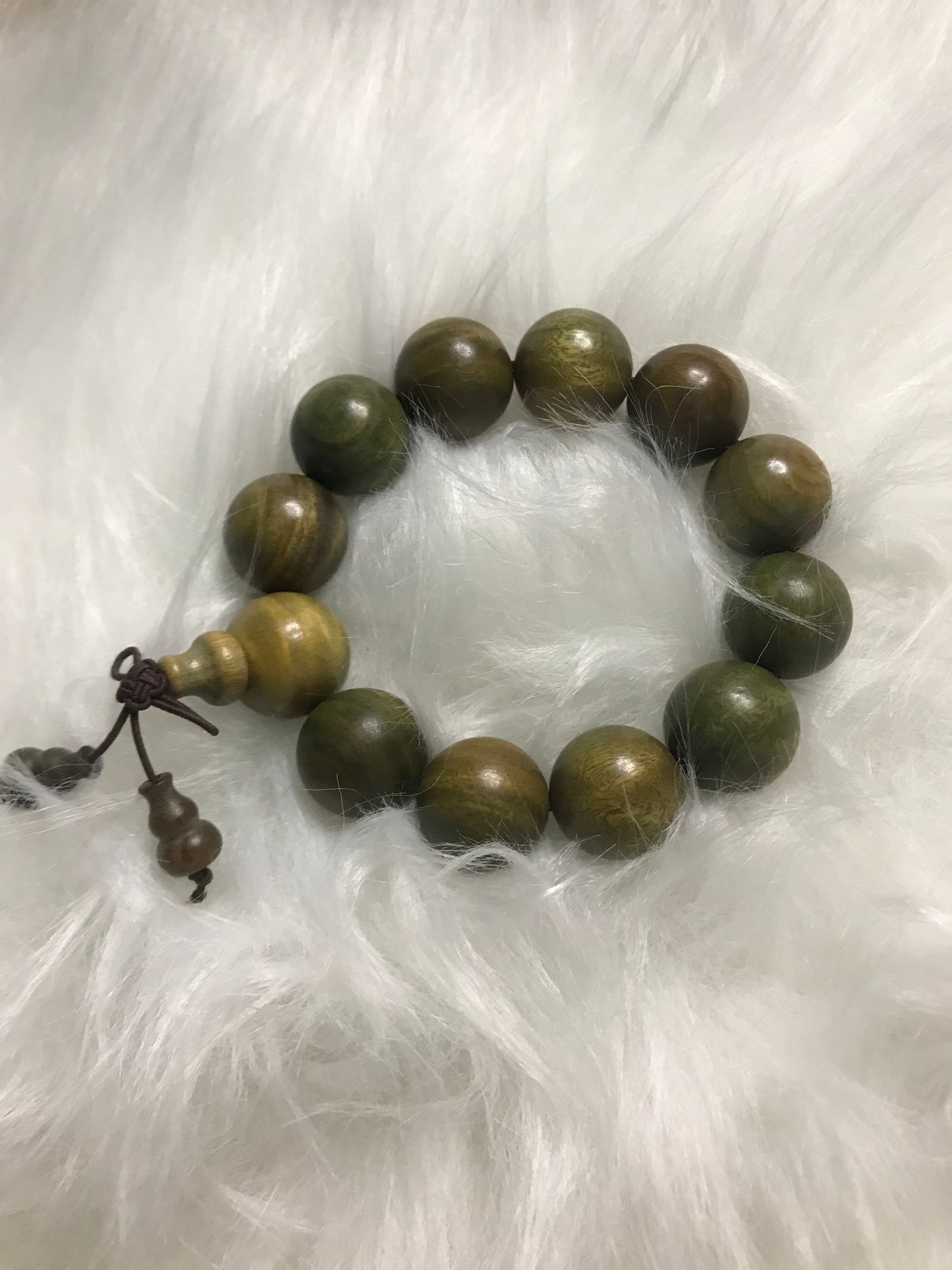Green sandalwood bracelets