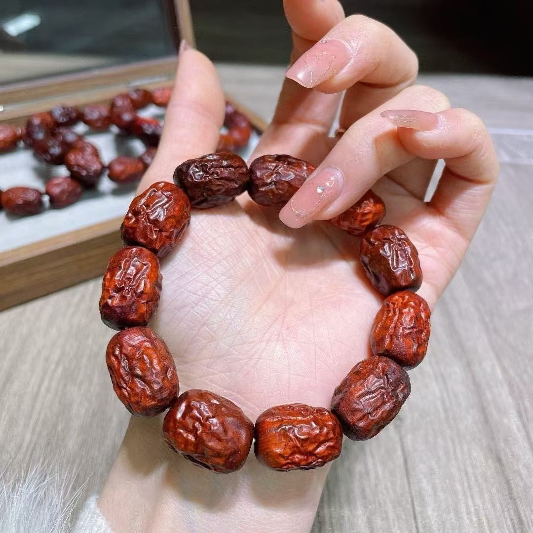 Wooden red jujube bracelets (buy1 get 1 tea free)