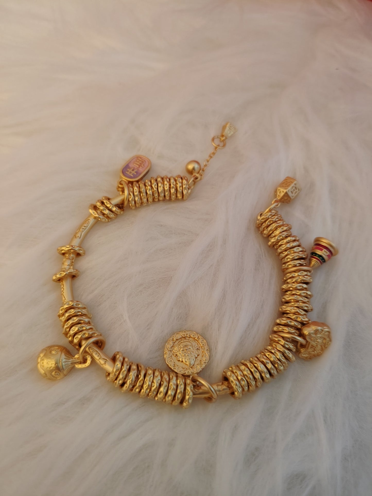 Retro Yellow God of Wealth Panchan Bracelet | Niche Design, Openable & Adjustable Size for Luck