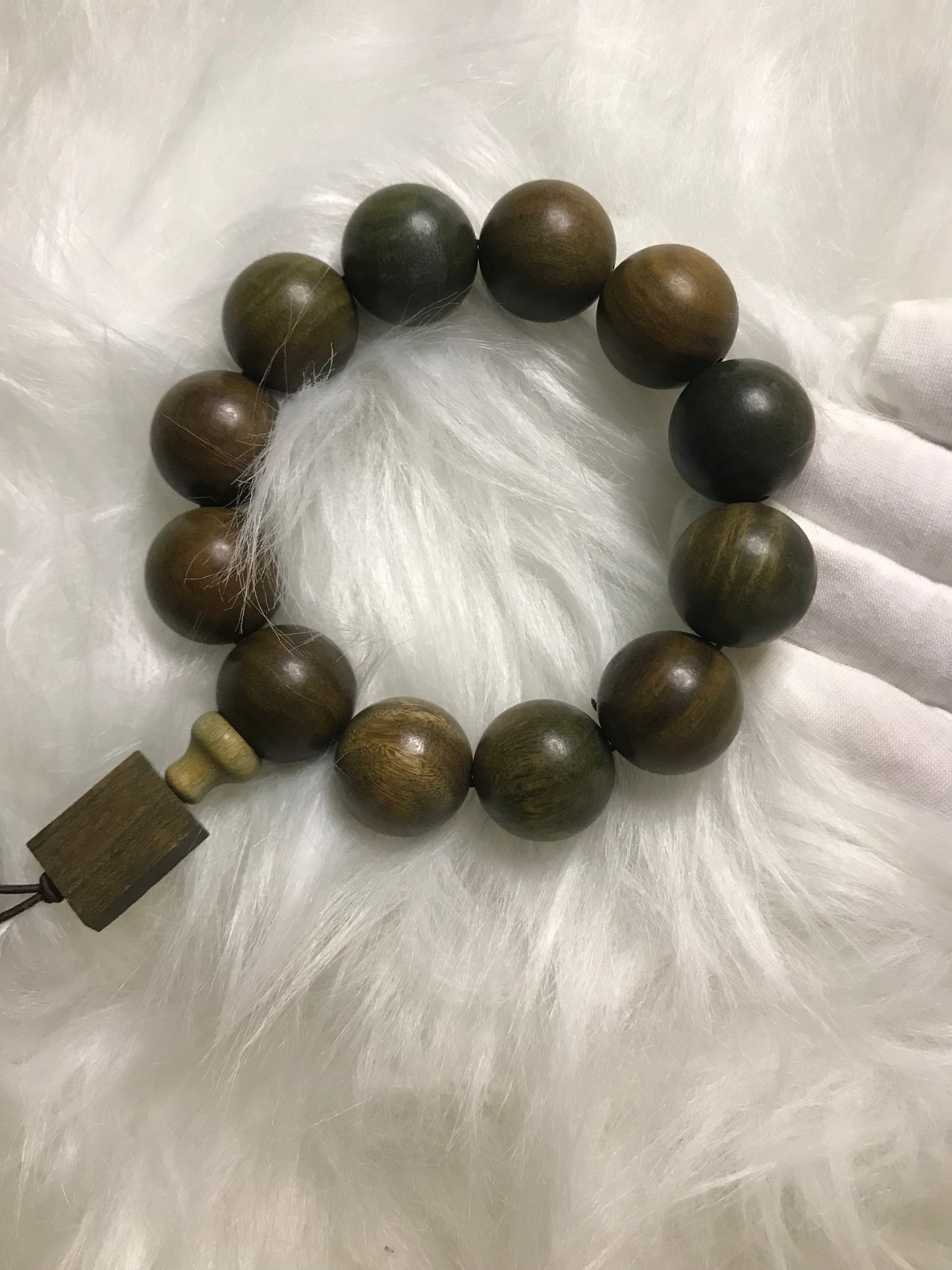 Green sandalwood bracelets
